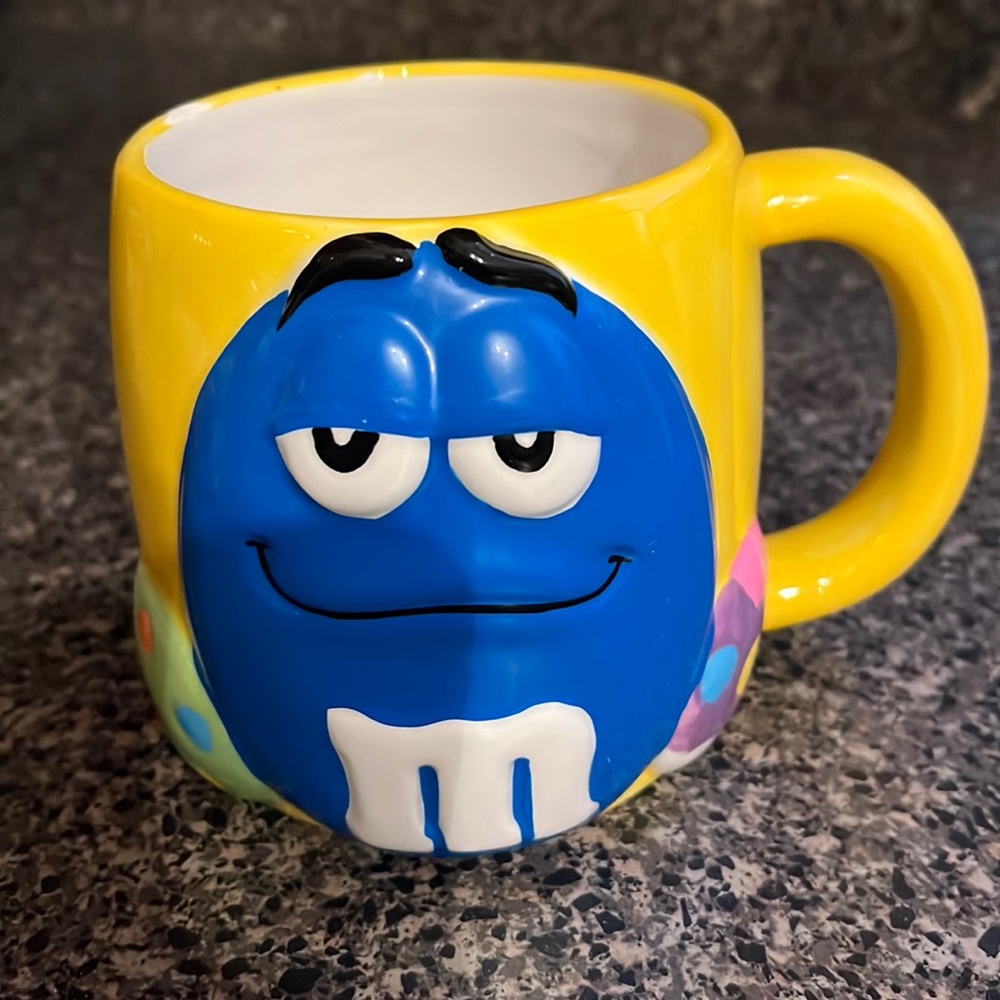 2001 Edition M&M Mug! Oversized!